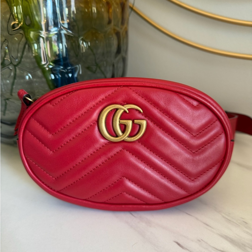 Gucci Red Chevron Crossbody Bag - Marmont